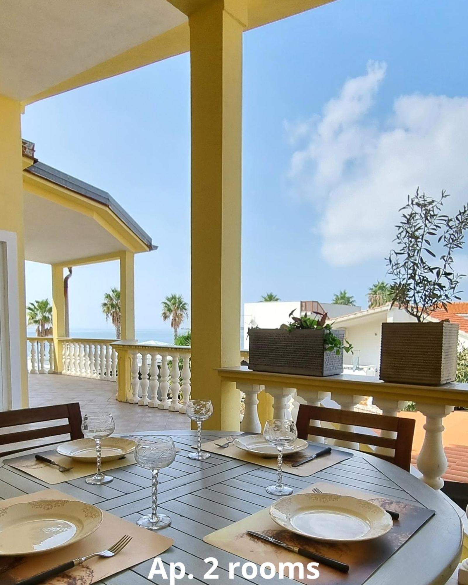 Deby Beach House Vir Exterior photo